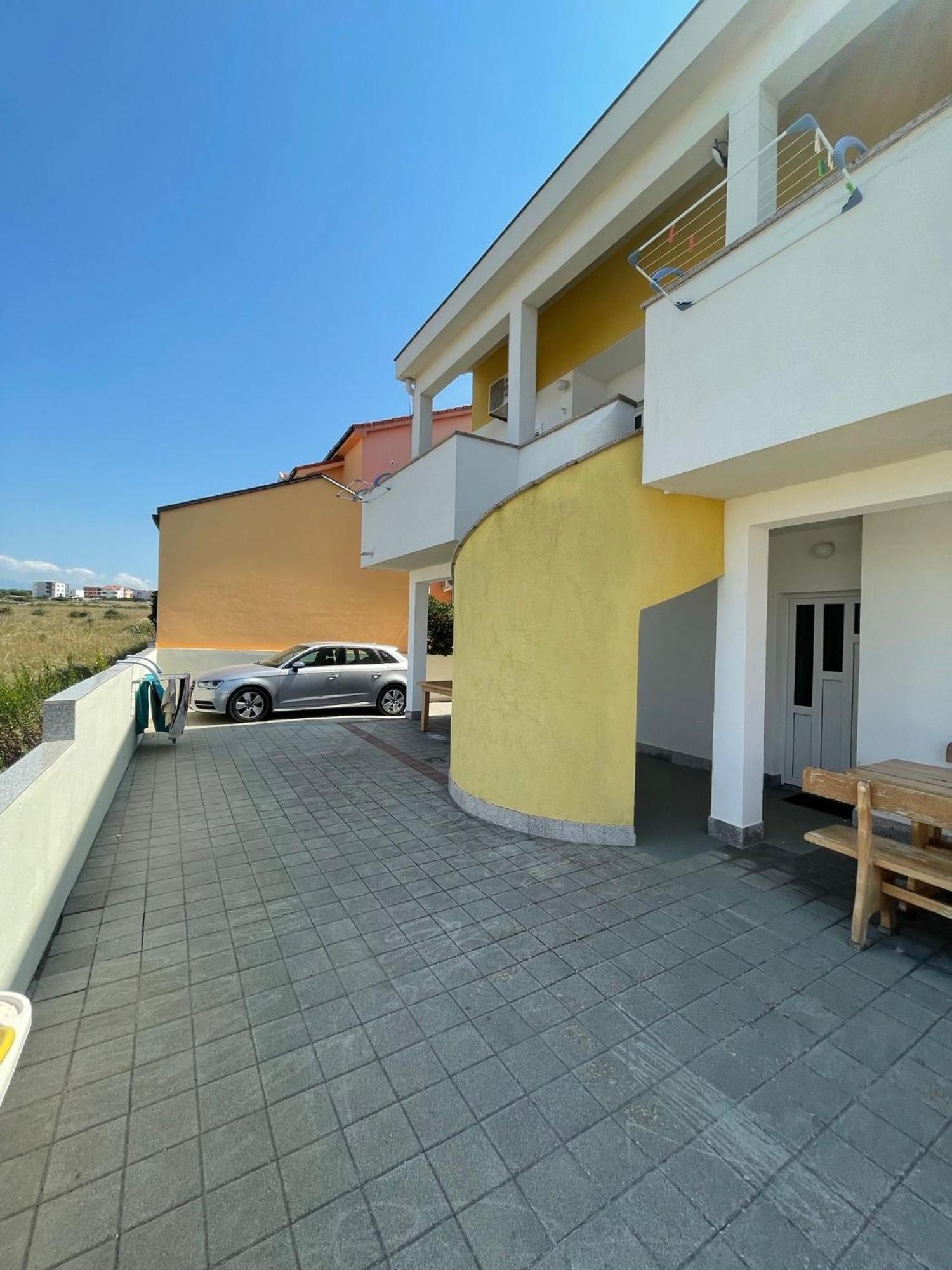 Apartments Iva ปอฟเลียนา ภายนอก รูปภาพ